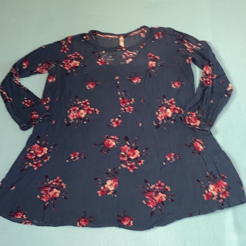 XHILARATION floral gauzy split long sleeves loose flowy blueish green size XL